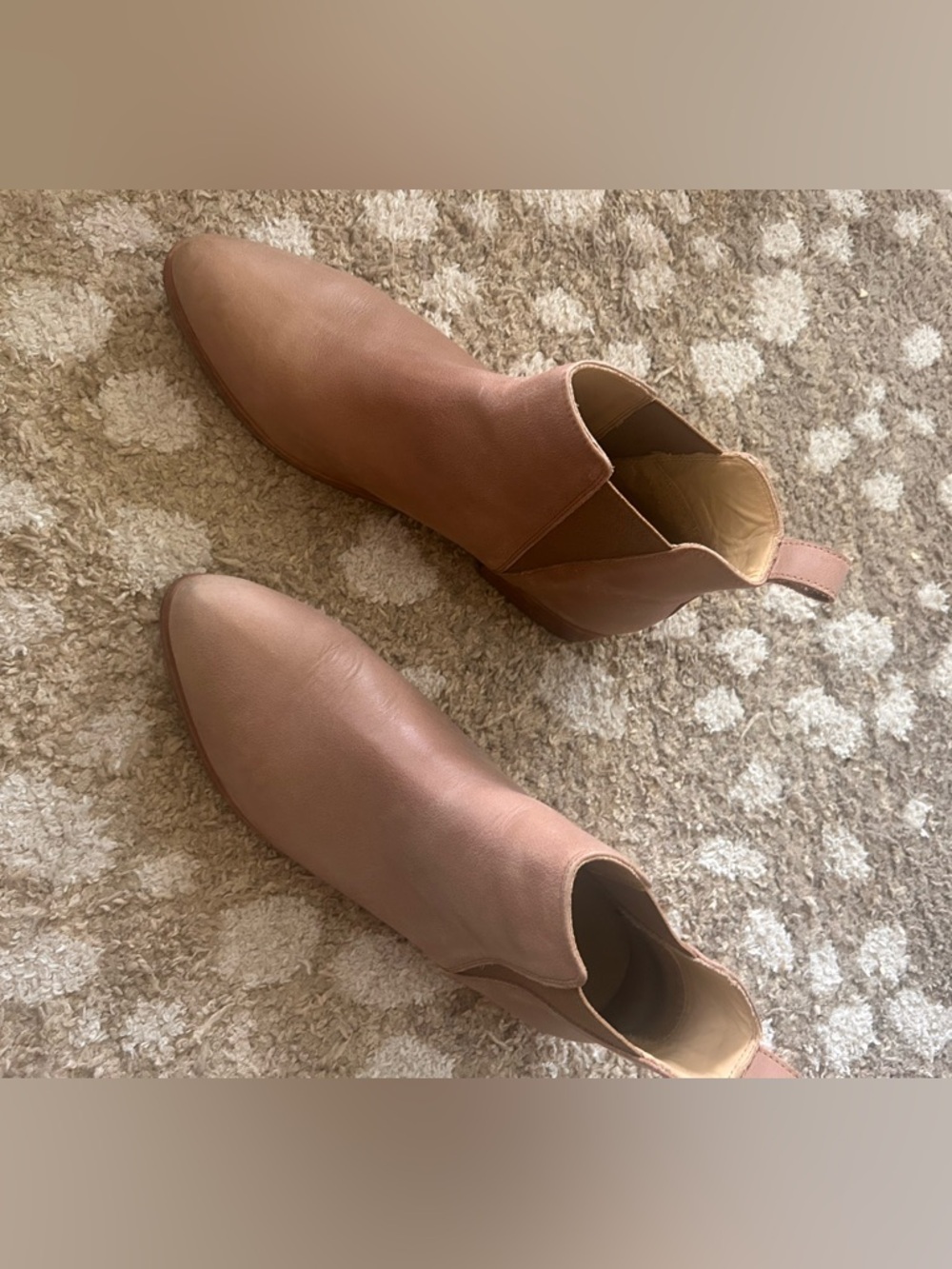 Nisolo Leather Ankle Booties in Blush Tan